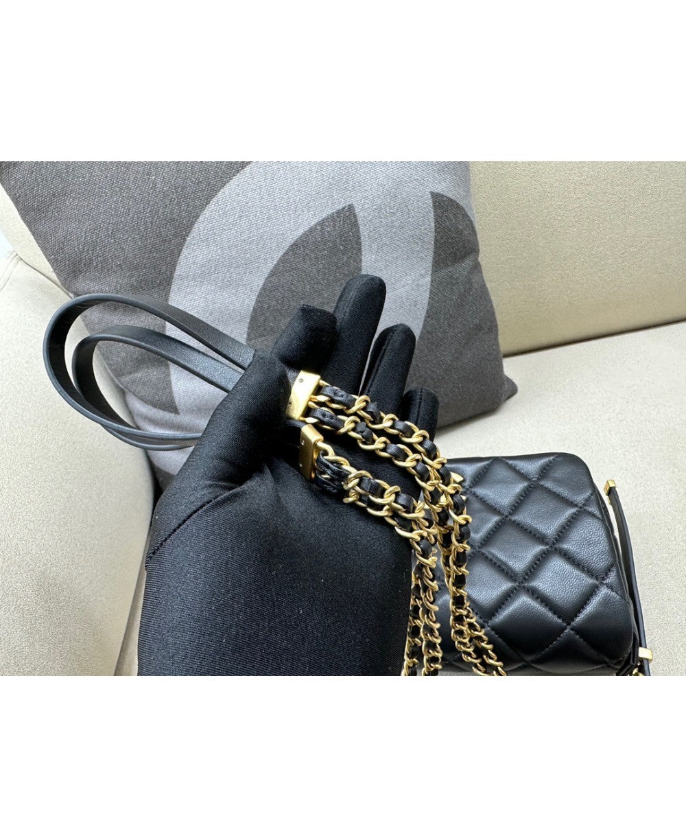 BORSA PICCOLA CON MANICO CHANEL